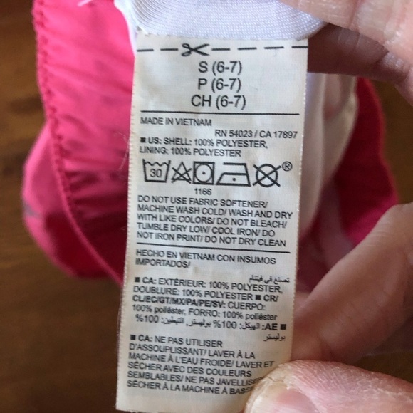 Old Navy active Go-dry cool pink shorts size S (6-7) - Picture 4 of 4
